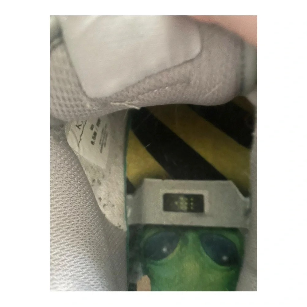 Kizo Kicks Moon Rocks Sneakers GUC - Picture 10 of 13